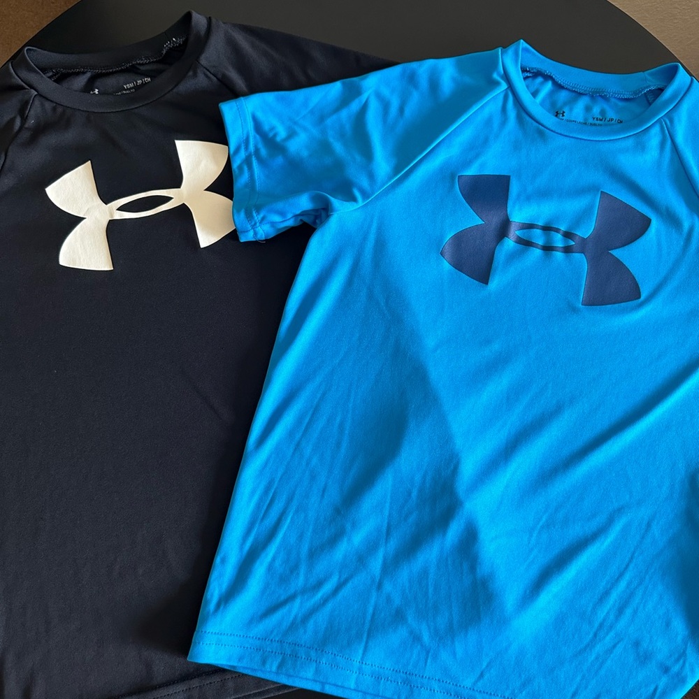 Under Armour Boys Tees Bundle Size: S